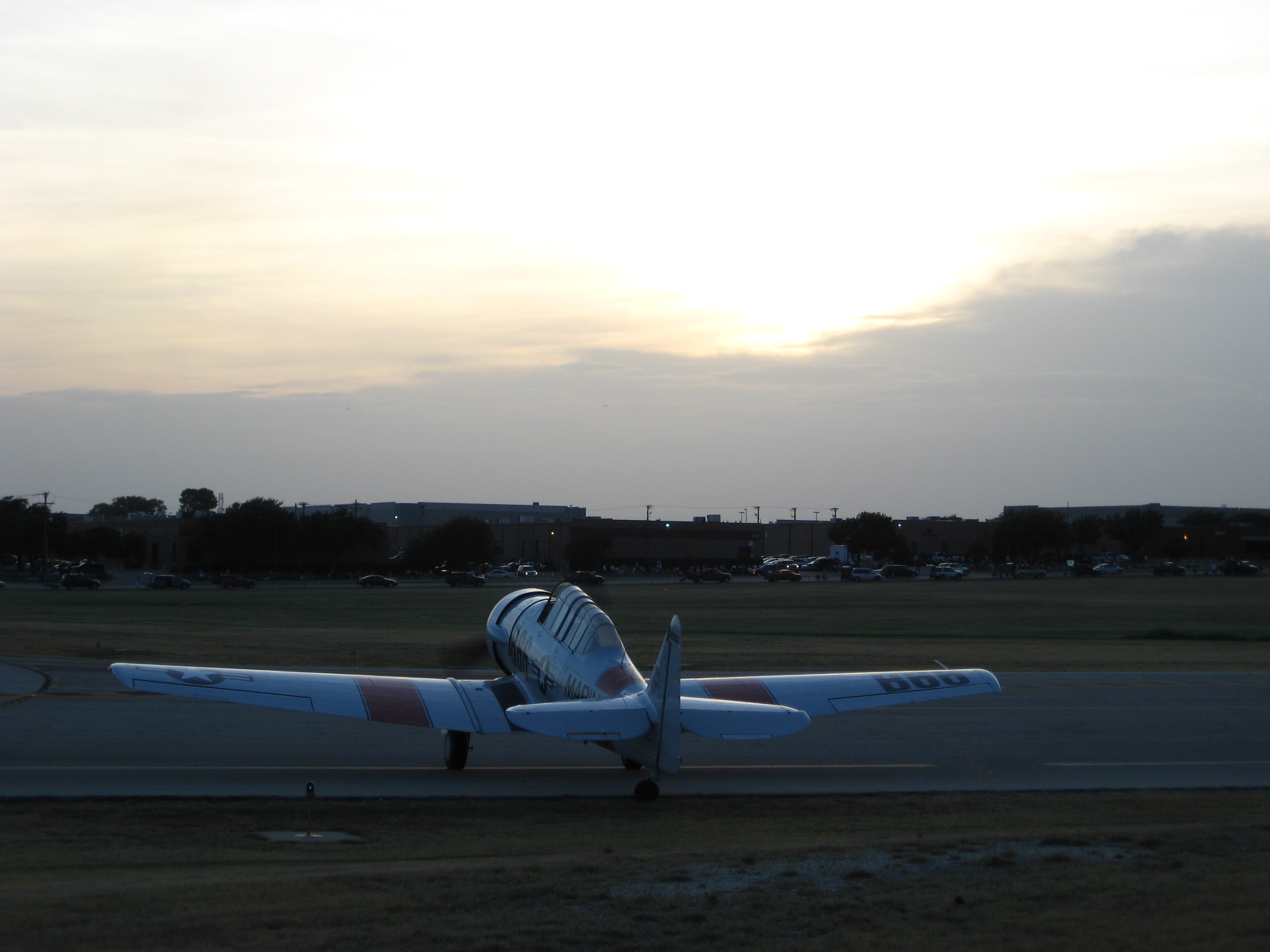 3049x2280 pixels (942K)